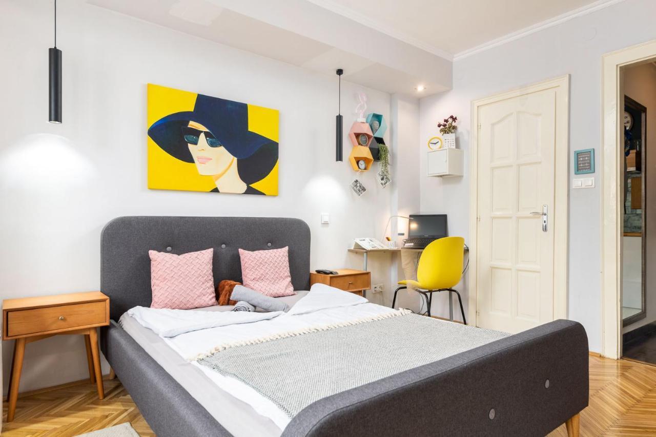 Riverbank Apartment At Parliament บูดาเปสต์ ภายนอก รูปภาพ